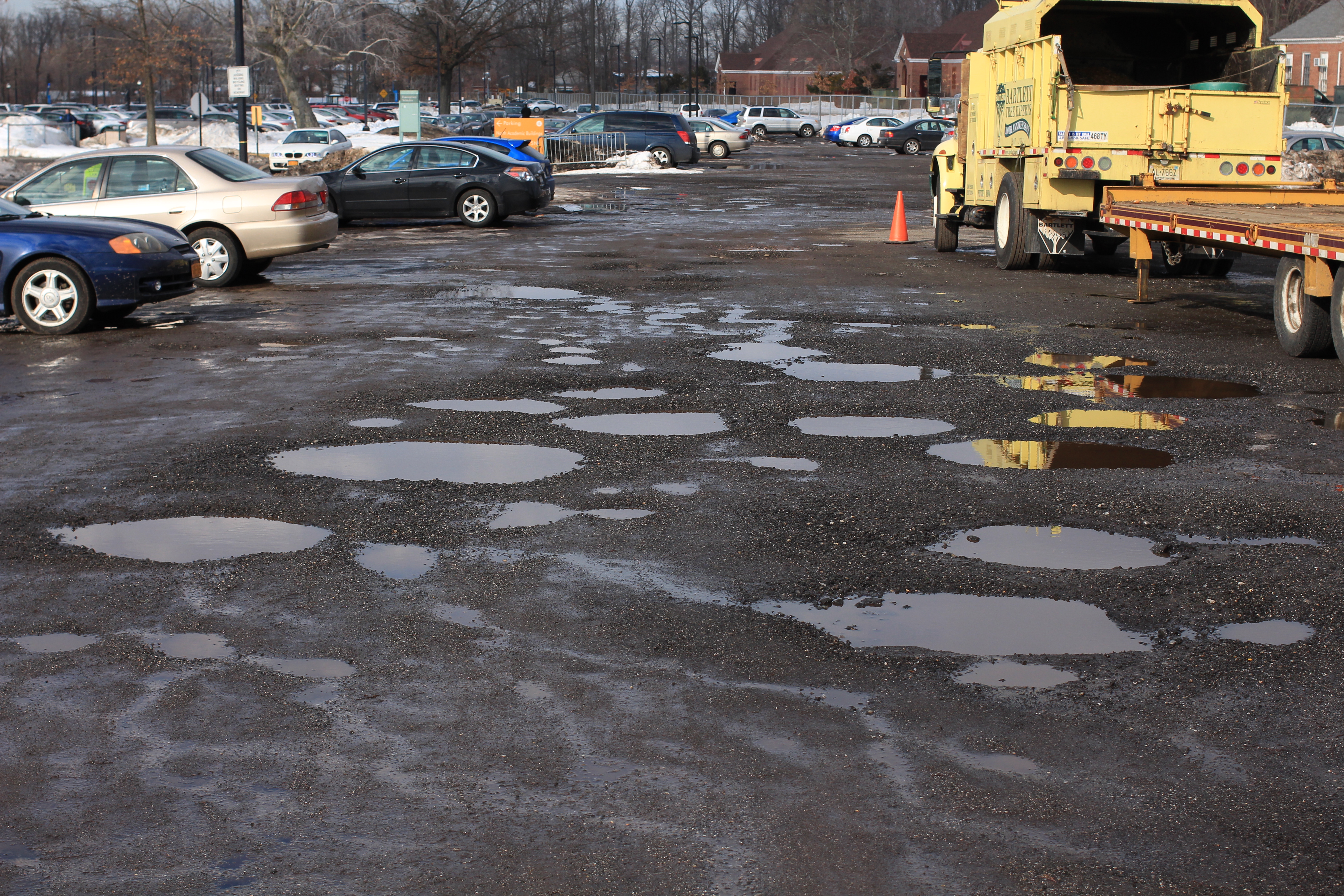 Pothole Problems Multiply for CSI & S.I.