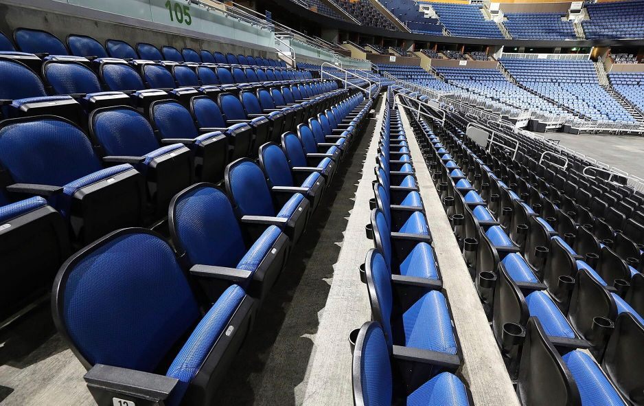 The Sports World has Stopped, How are the Fans Dealing With this?