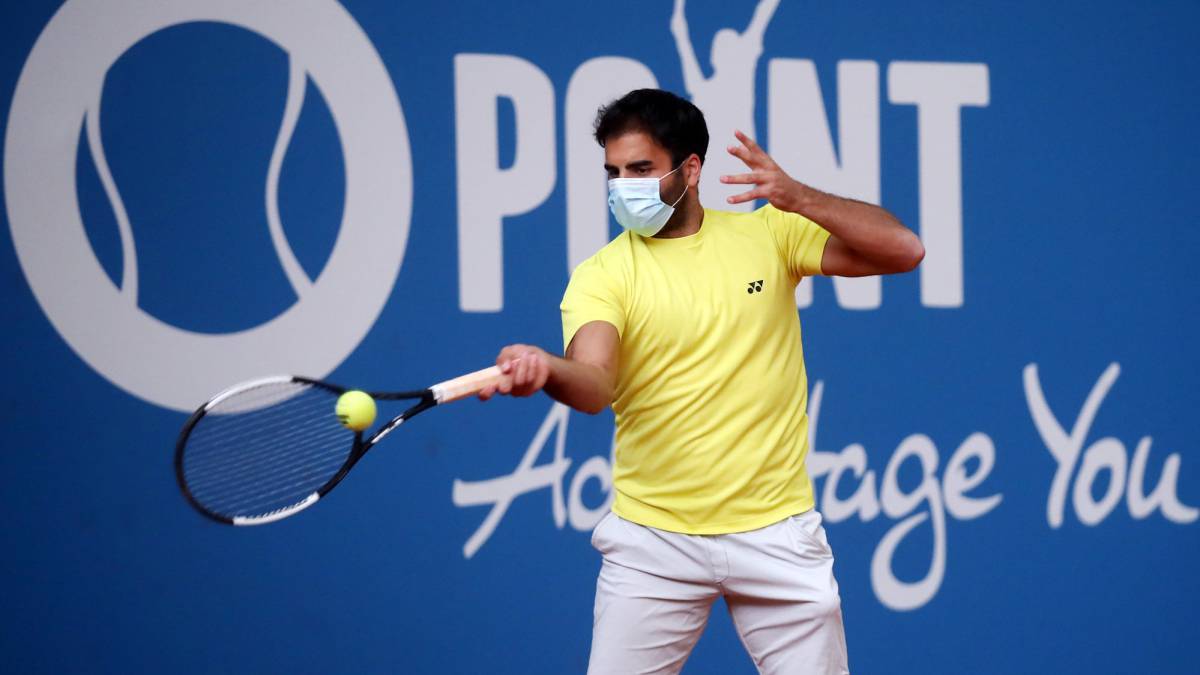 Should a Halt be Put on Sports?