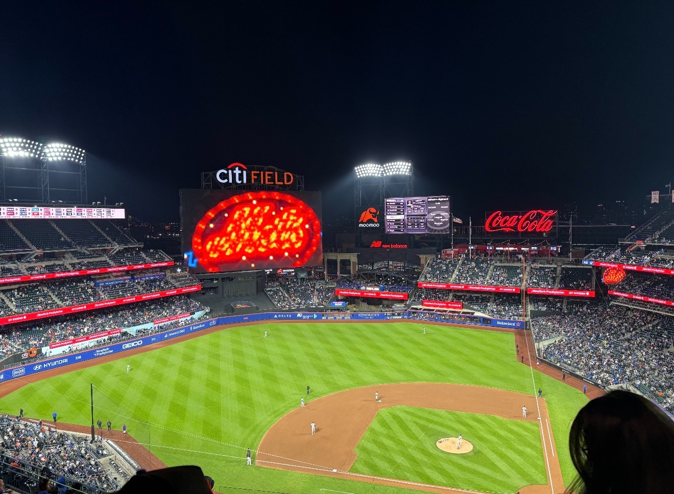 Battle of New York! Yankees and Mets Clash fan favorite Subway Series